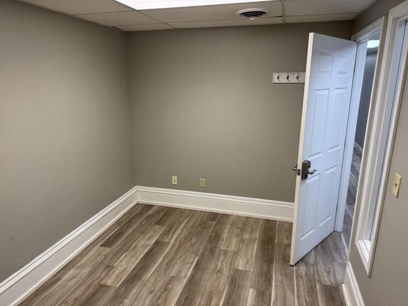 Office space 28 W. 3rd #B5